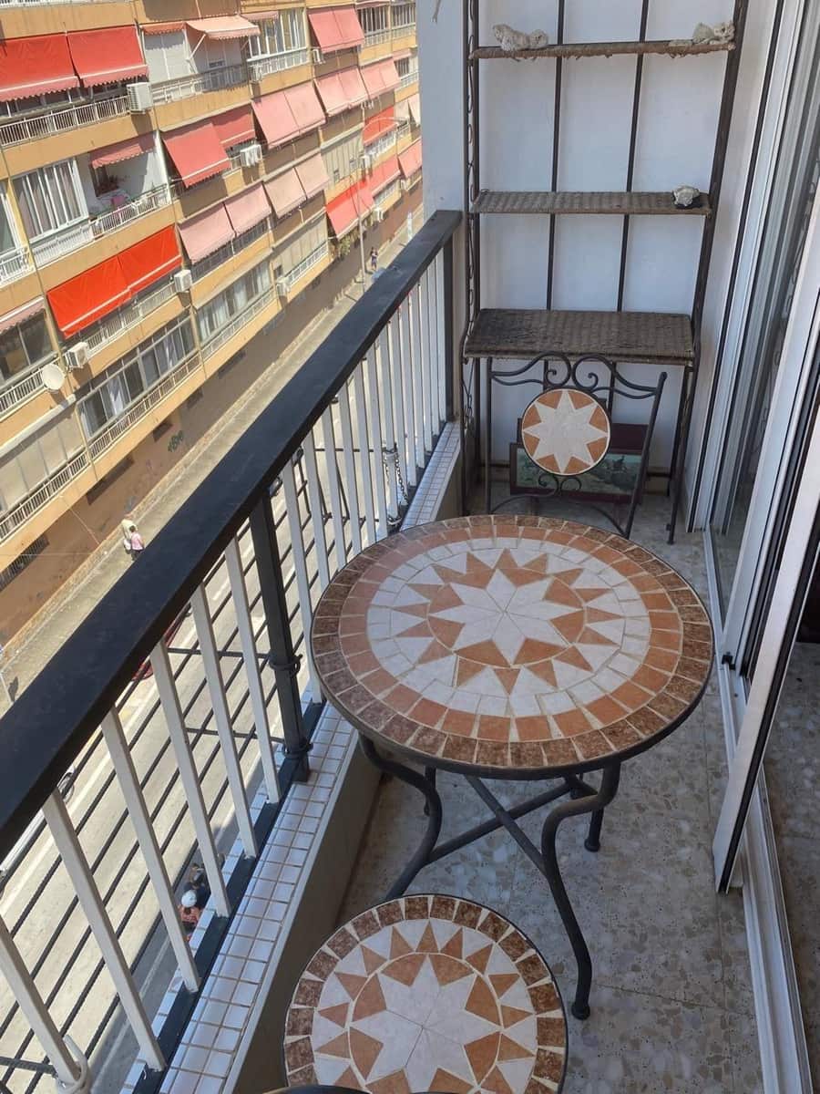 3 soverom Leilighet til leie i Alicante by - € 1 050 (Ref: 9116244)