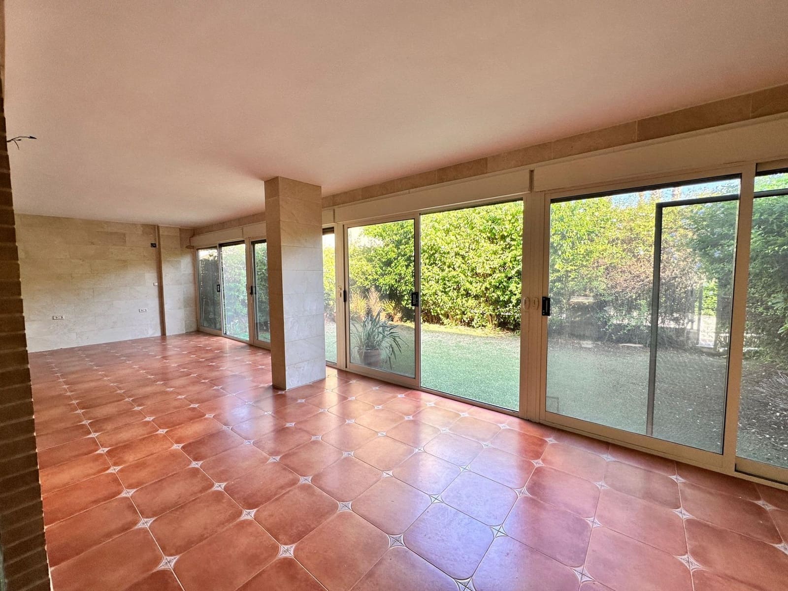 3 sypialnia Apartament do wynajęcia w Playa de San Juan z basenem garażem - 1 985 € (Ref: 9116248)