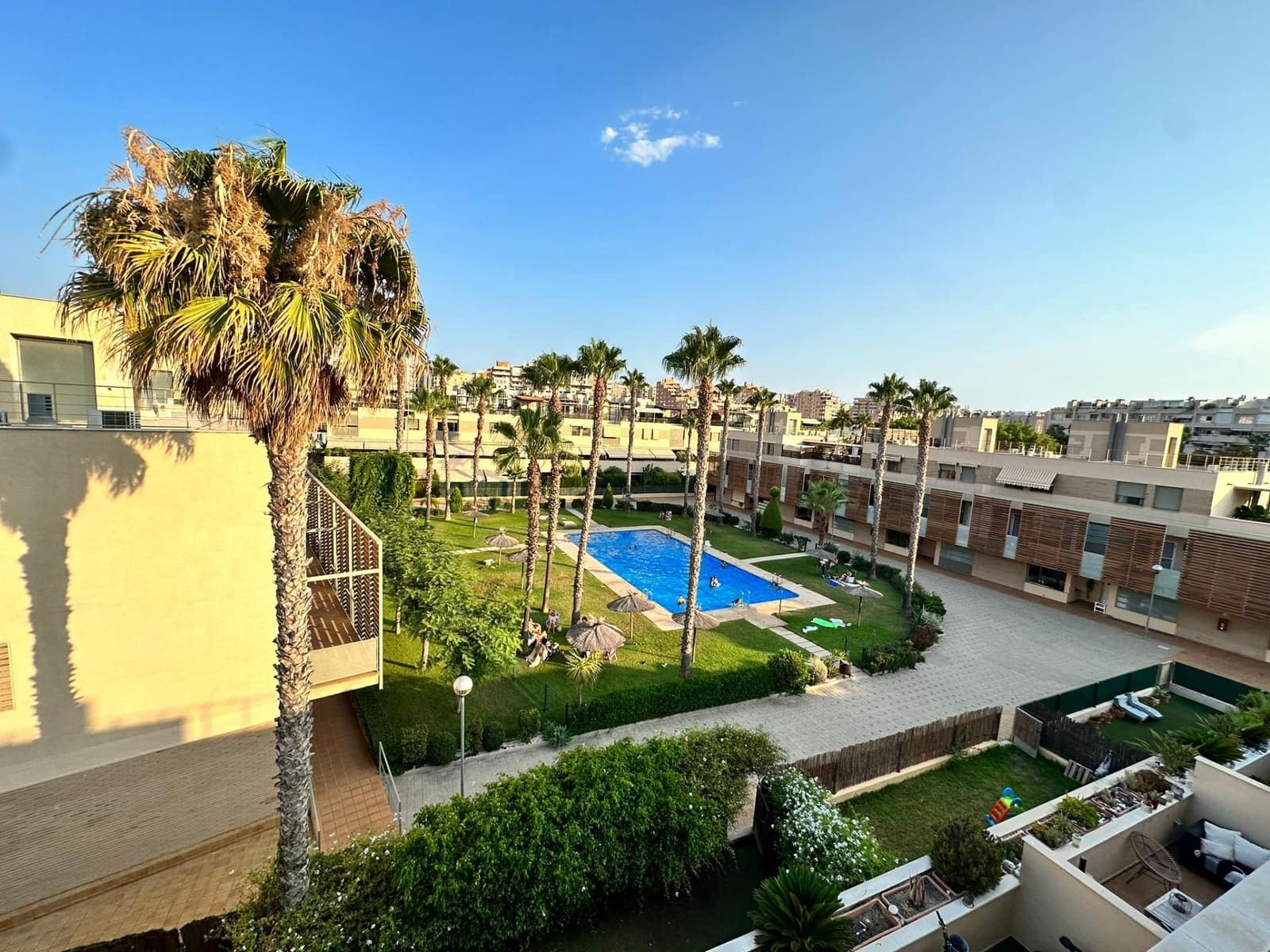 3 sypialnia Apartament do wynajęcia w Playa de San Juan z basenem garażem - 1 985 € (Ref: 9116248)