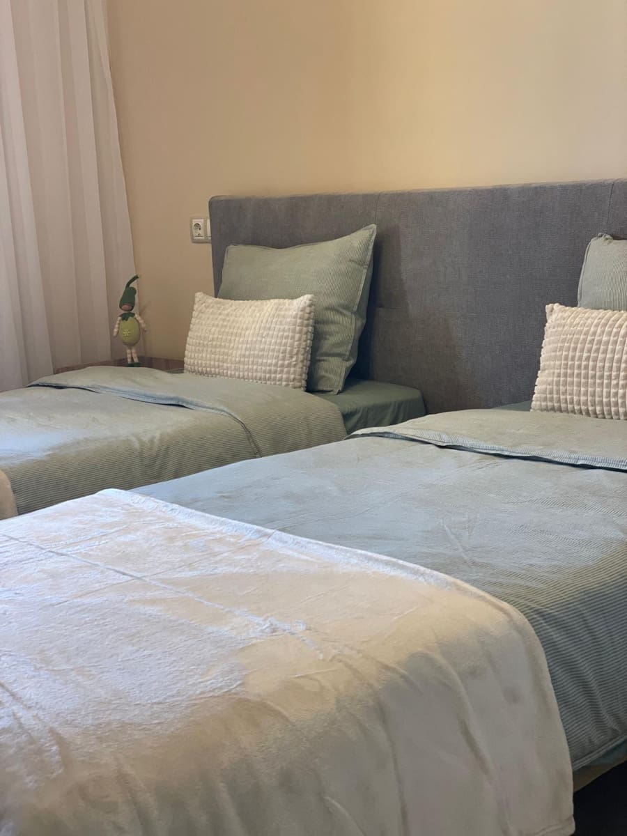 3 bedroom Villa for sale in Finestrat with pool - € 680,000 (Ref: 9118841)