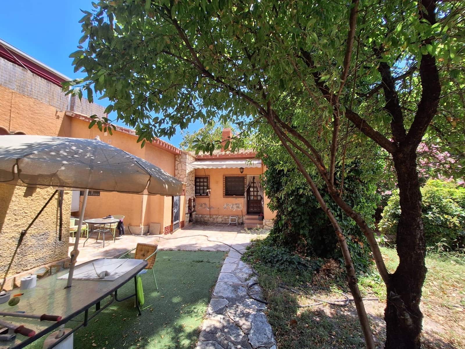 3 sypialnia Willa na sprzedaż w Miasto Alicante / Alacant z garażem - 585 000 € (Ref: 9125192)