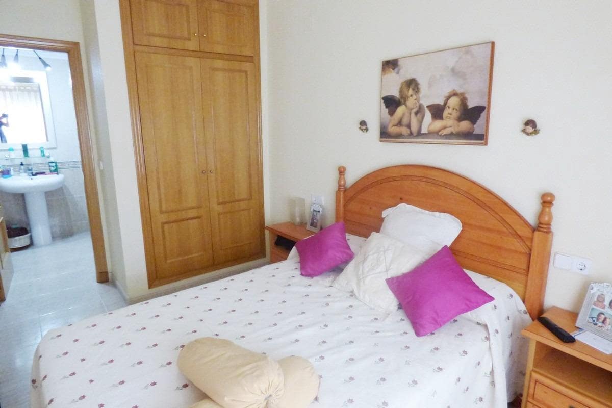 2 soveværelse Lejlighed til leje i Playa de San Juan med swimmingpool - € 1.150 (Ref: 9126853)