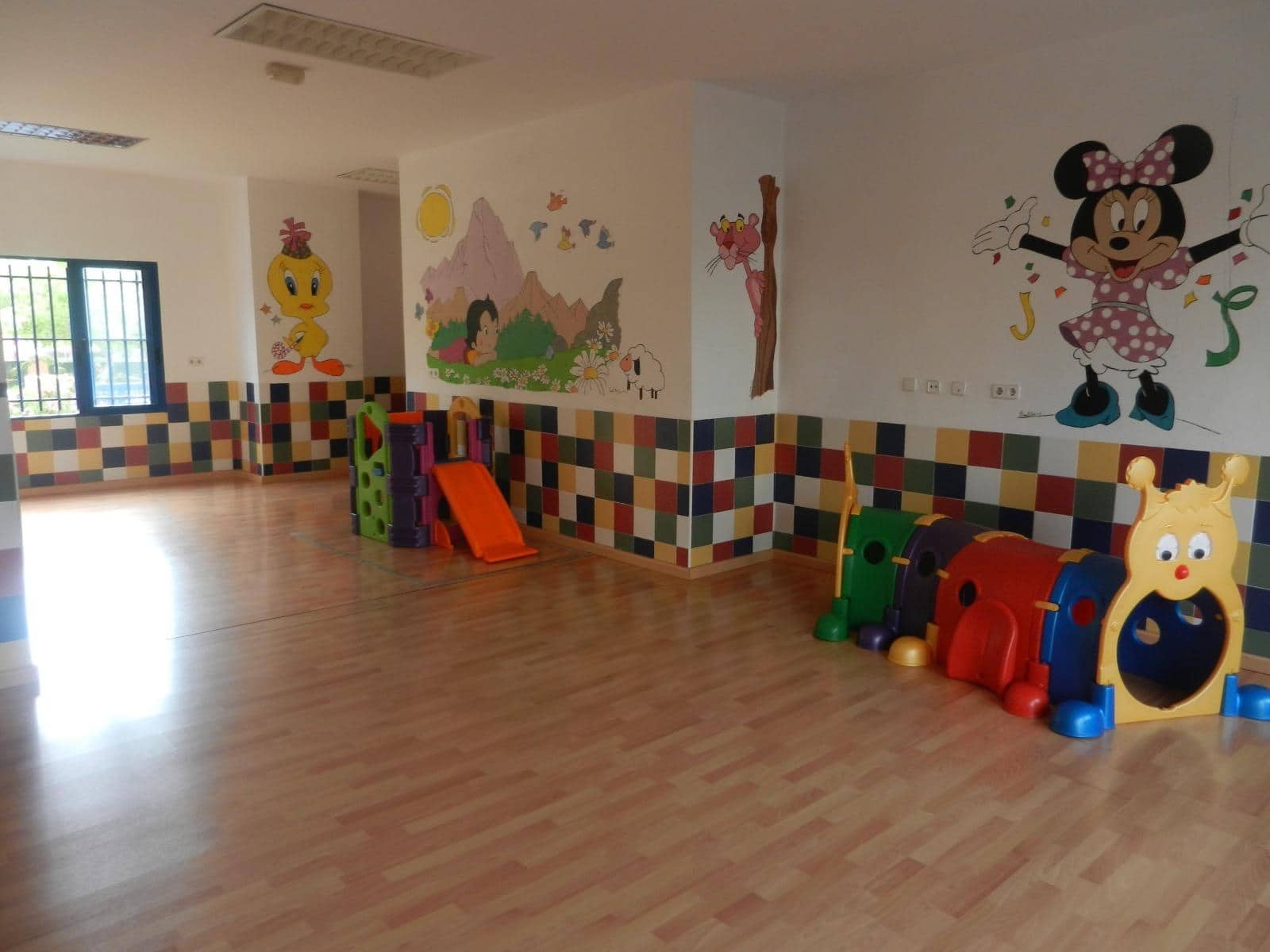 2 soveværelse Lejlighed til leje i Playa de San Juan med swimmingpool - € 1.150 (Ref: 9126853)