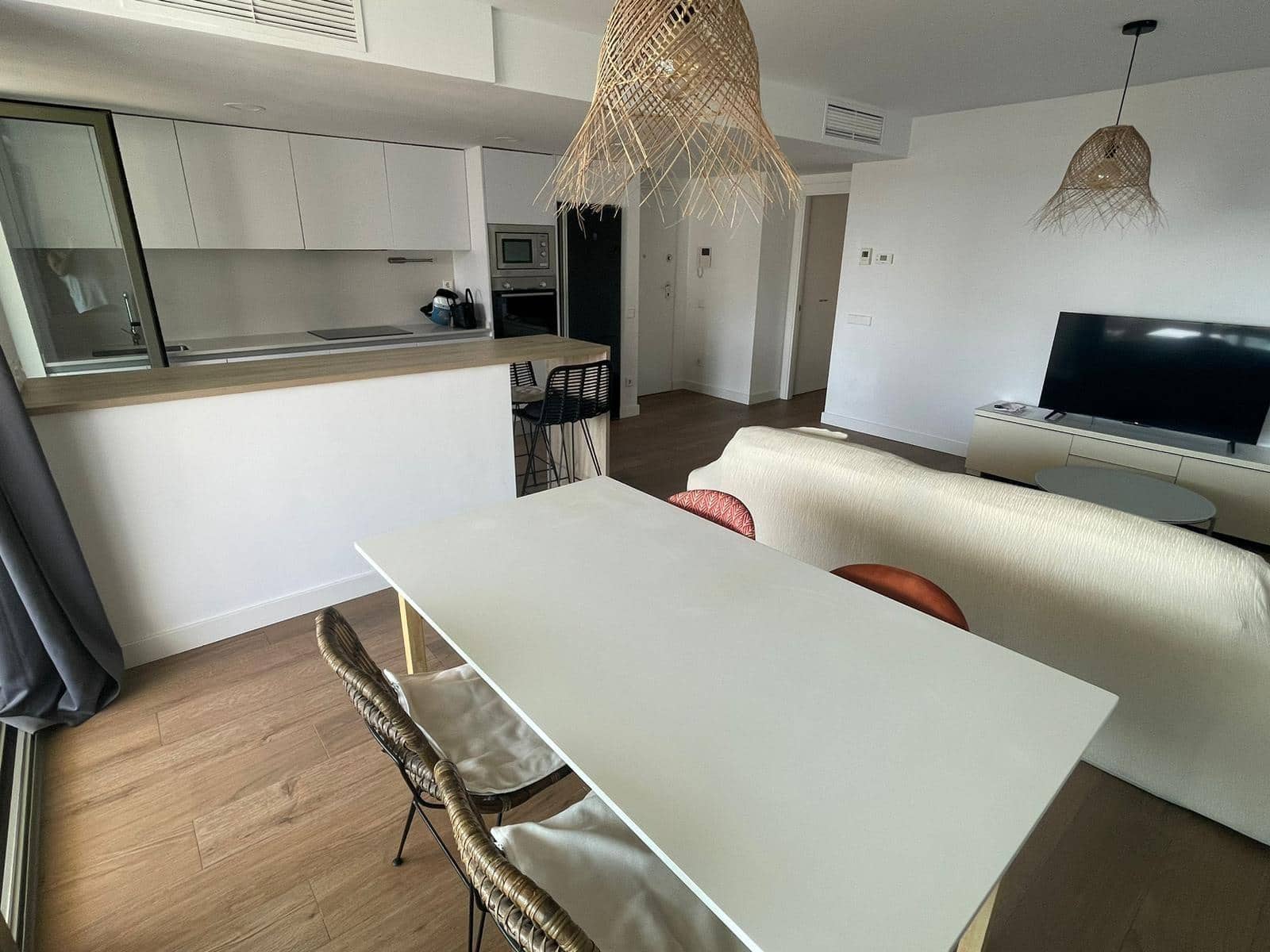 2 soverom Leilighet til salgs i Playa de San Juan med svømmebasseng garasje - € 481 000 (Ref: 9132518)