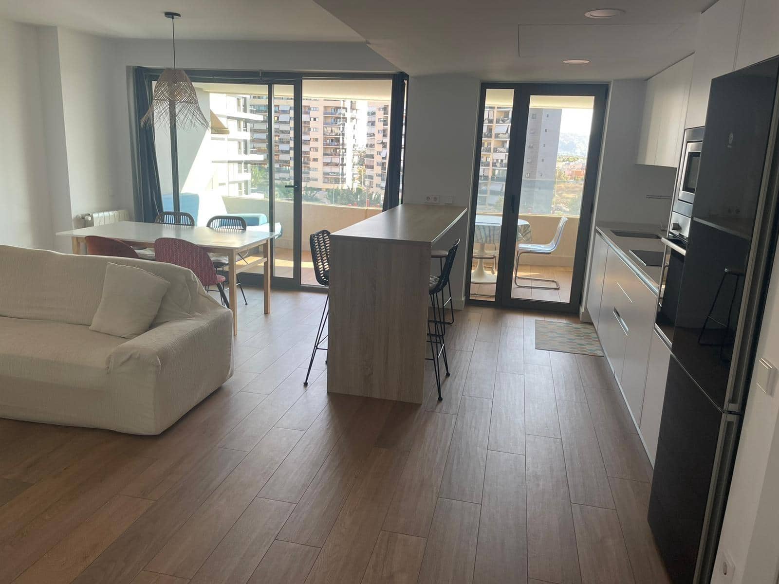 2 bedroom Flat for sale in Playa de San Juan with pool garage - € 481,000 (Ref: 9132518)