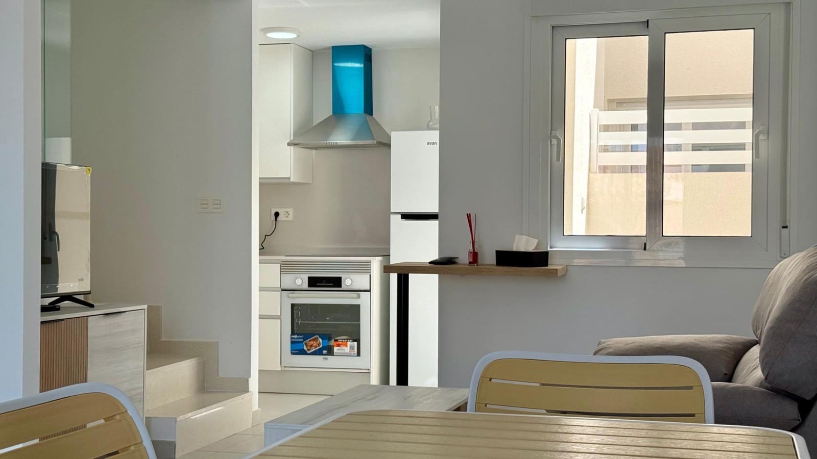 2 soveværelse Lejlighed til leje i Gran Alacant med swimmingpool - € 1.200 (Ref: 9132519)