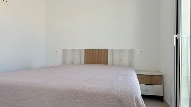 2 makuuhuone Huoneisto vuokrattavana paikassa Gran Alacant, Santa Pola mukana uima-altaan - 1 200 € (Ref: 9132519)