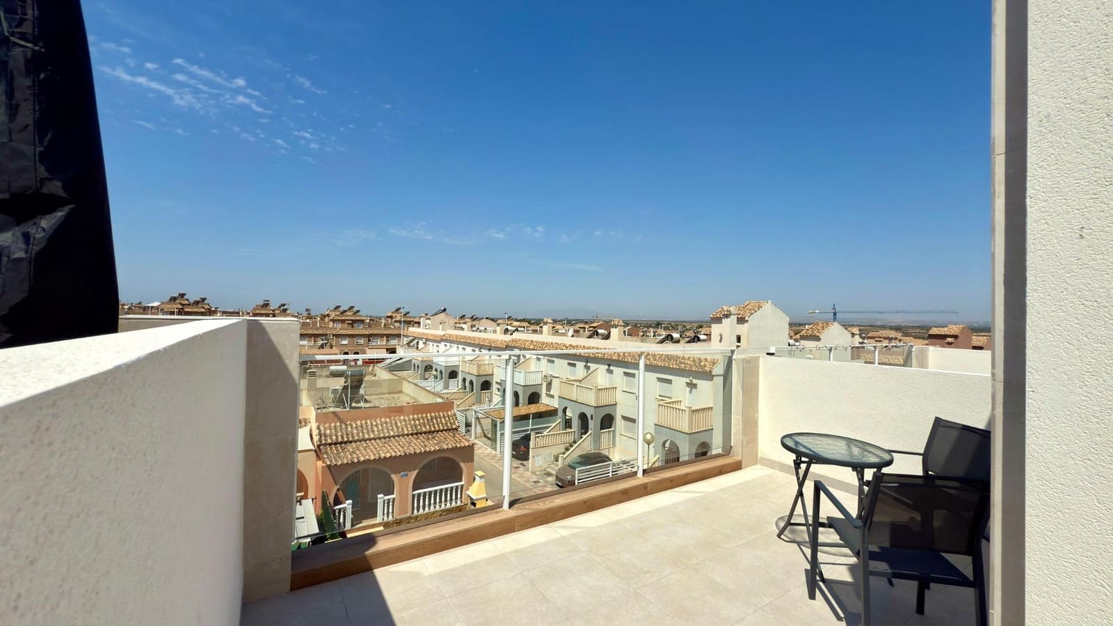 2 soveværelse Lejlighed til leje i Gran Alacant med swimmingpool - € 1.200 (Ref: 9132519)