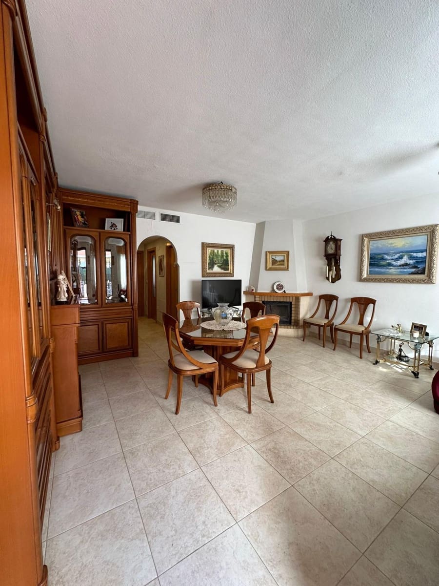 4 soveværelse Rækkehus til salg i San Juan de Alicante / Sant Joan d'Alacant med swimmingpool garage - € 459.000 (Ref: 9141695)