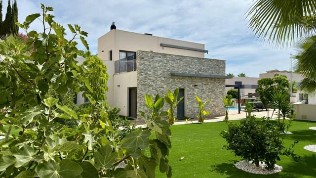 Chalet de 4 habitaciones en Balcón de Finestrat - Terra Marina, Finestrat en alquiler - 4.900 € (Ref: 9143015)