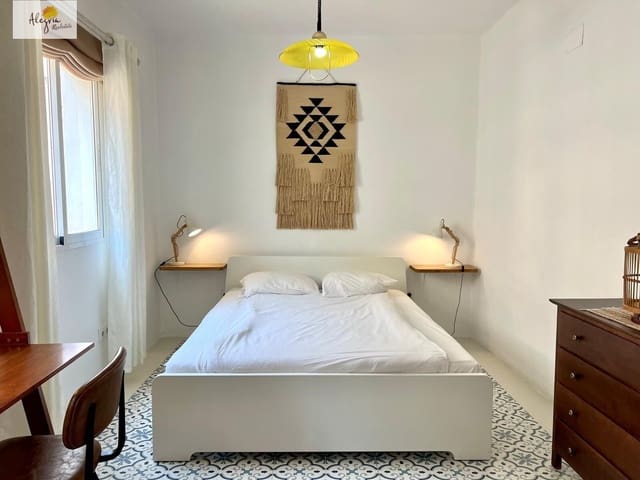 2 soveværelse Lejlighed til salg i Torrefiel, Valencia by - € 176.000 (Ref: 9149396)