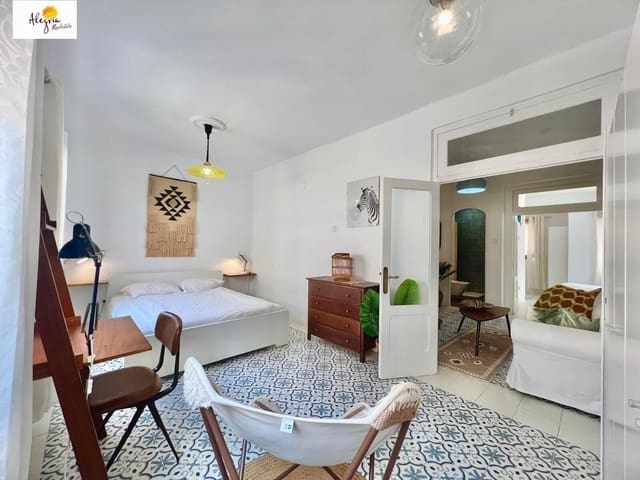 2 soveværelse Lejlighed til salg i Torrefiel, Valencia by - € 176.000 (Ref: 9149396)