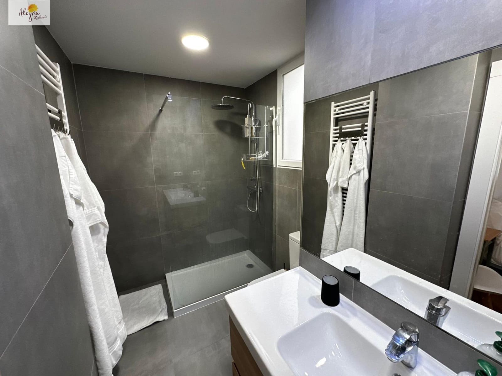 3 sypialnia Apartament do wynajęcia w Miasto Walencja - 2 000 € (Ref: 9152297)