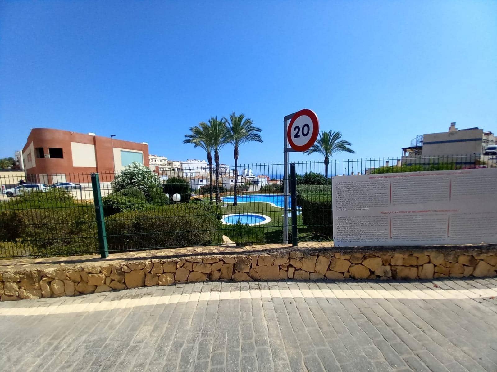 3 bedroom Terraced Villa for sale in Finestrat with pool garage - € 317,000 (Ref: 9154074)