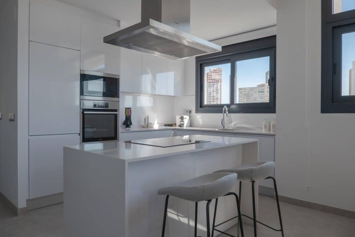 3 sypialnia Mieszkanie na sprzedaż w Benidorm z basenem garażem - 790 000 € (Ref: 9161140)