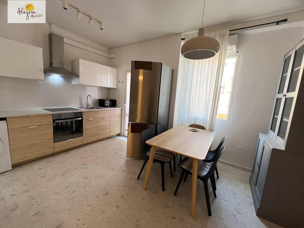 2 soveværelse Lejlighed til salg i Valencia by - € 255.000 (Ref: 9169617)