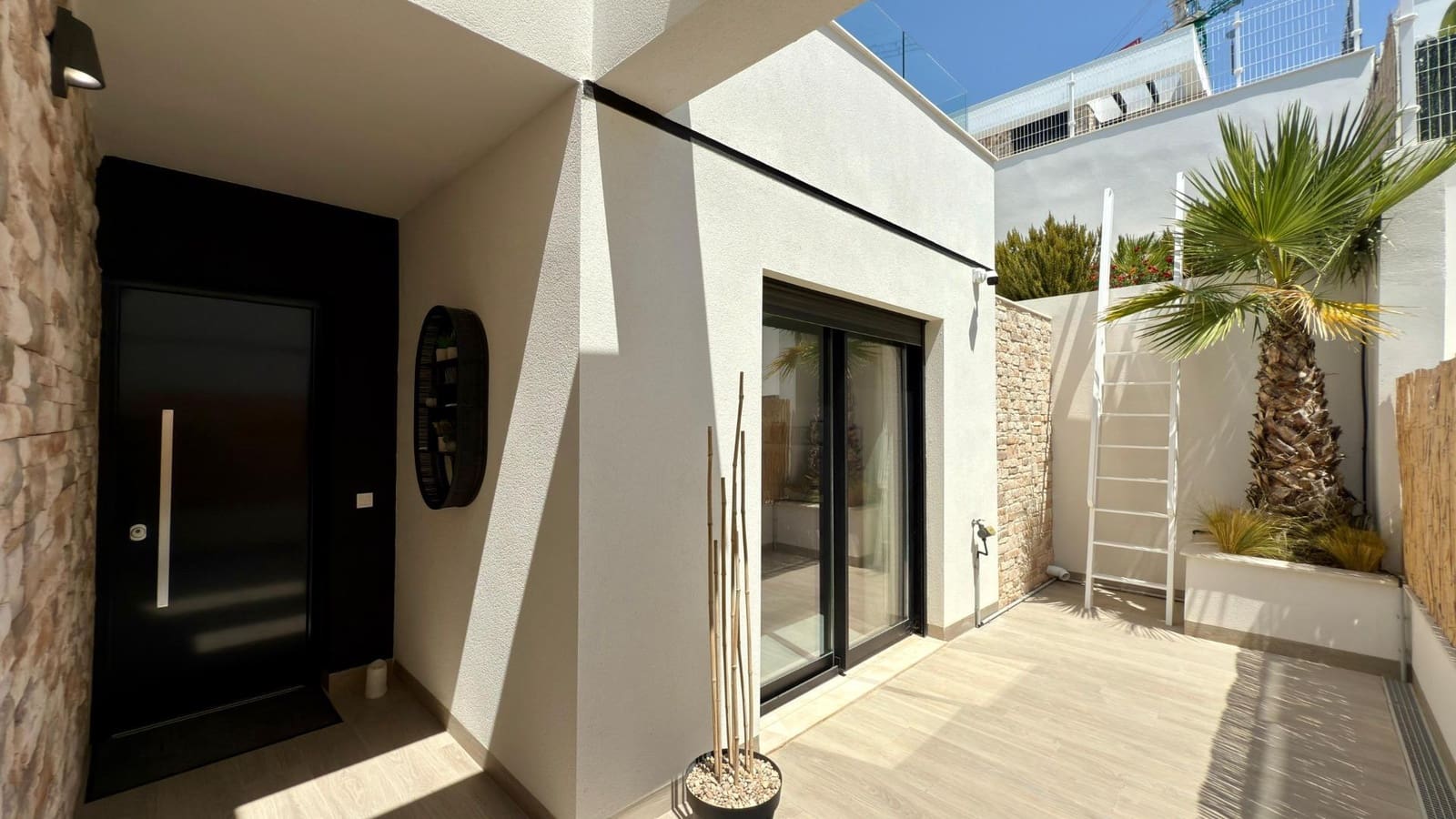 3 bedroom Villa for sale in Finestrat with pool - € 680,000 (Ref: 9169620)