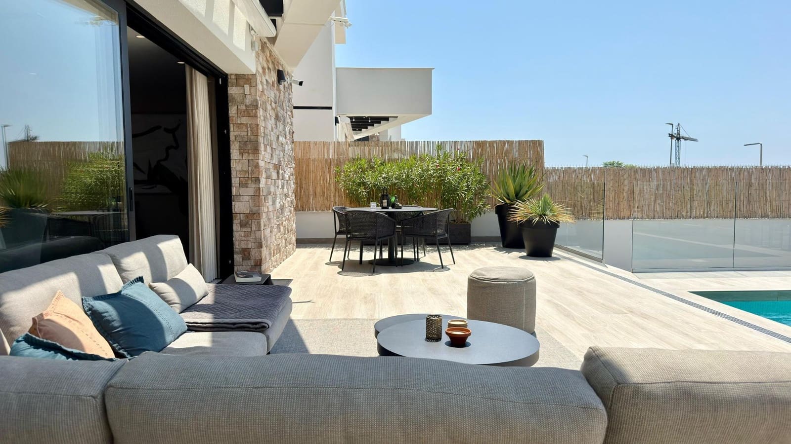 3 bedroom Villa for sale in Finestrat with pool - € 680,000 (Ref: 9169620)