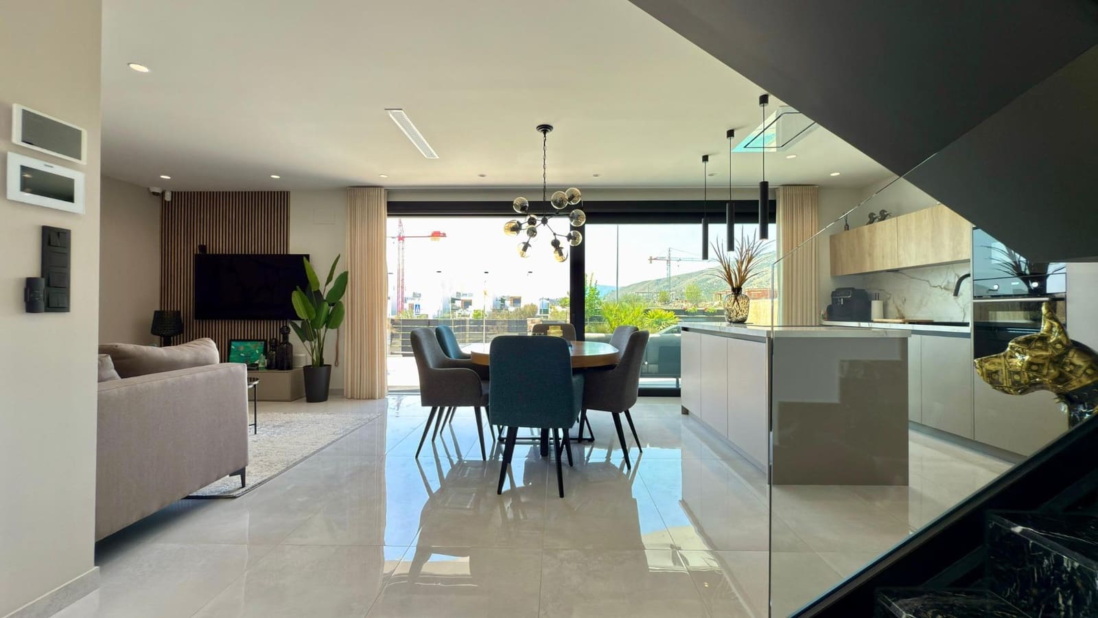 3 bedroom Villa for sale in Finestrat with pool - € 680,000 (Ref: 9169620)