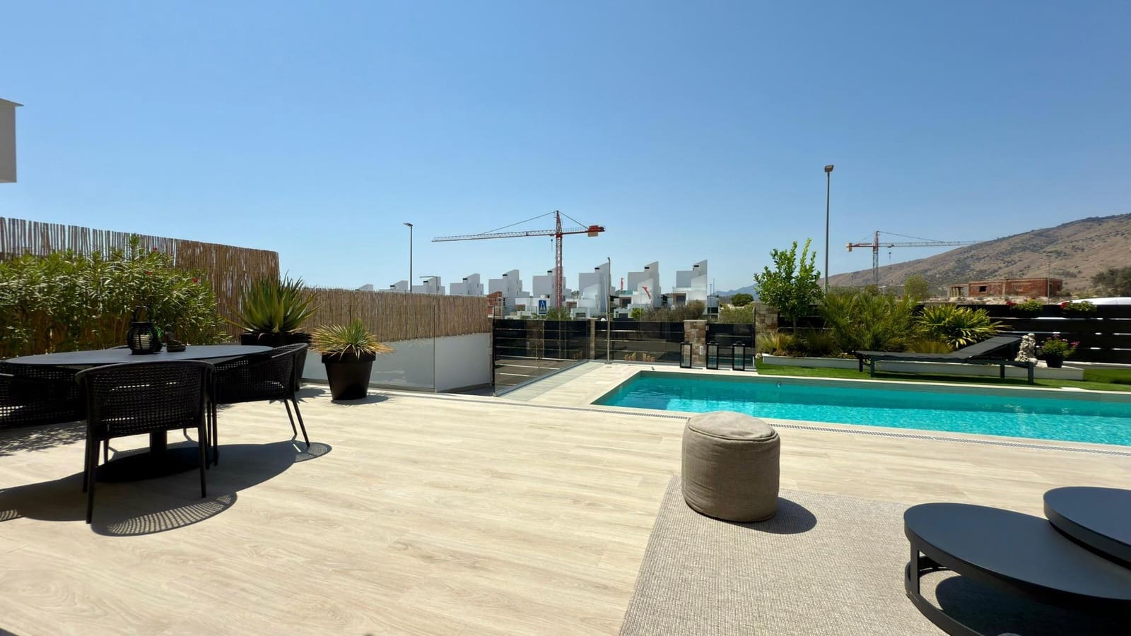 3 bedroom Villa for sale in Finestrat with pool - € 680,000 (Ref: 9169620)