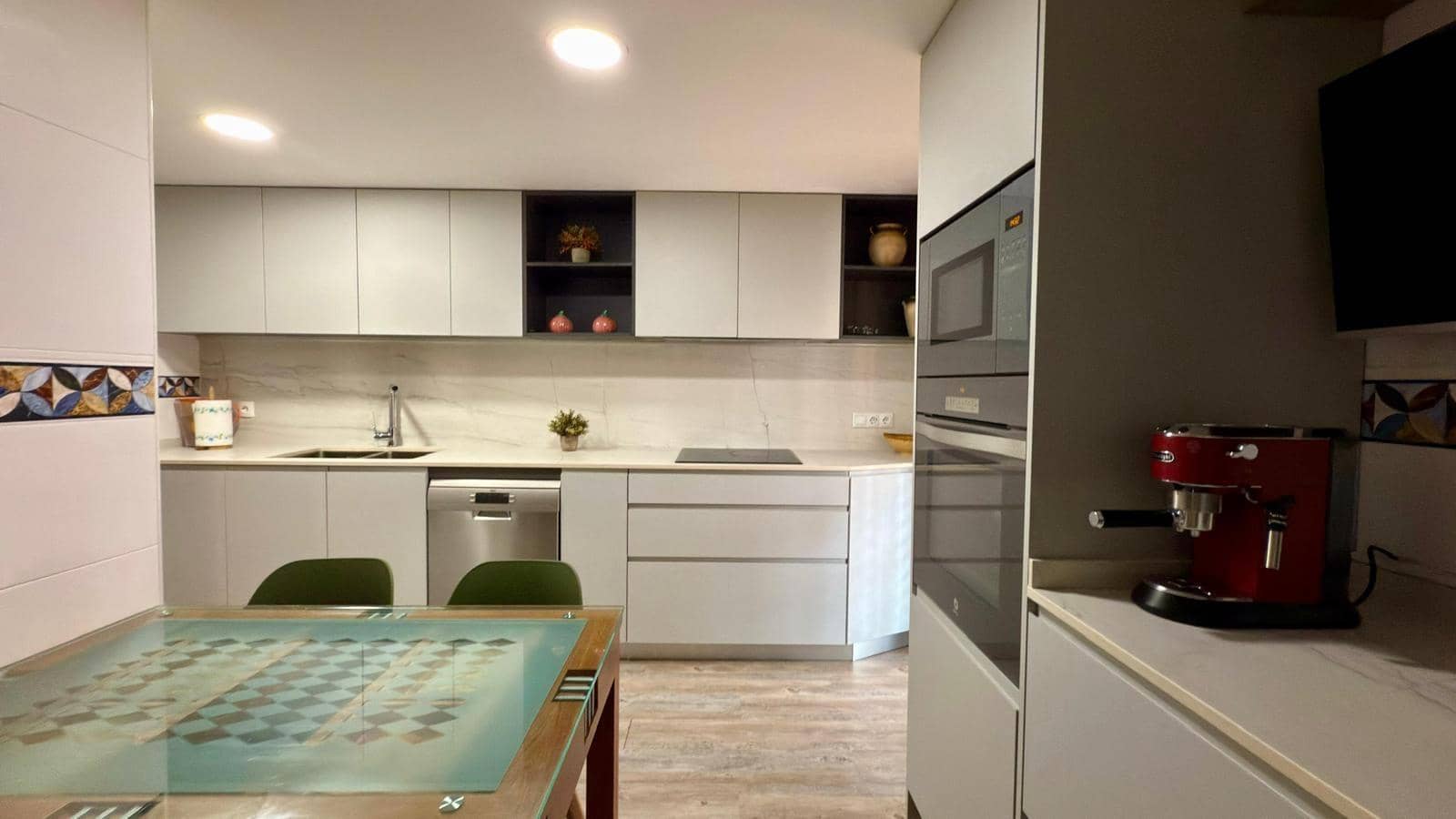 4 soveværelse Rækkehus til salg i Alicante by med swimmingpool garage - € 699.000 (Ref: 9170811)