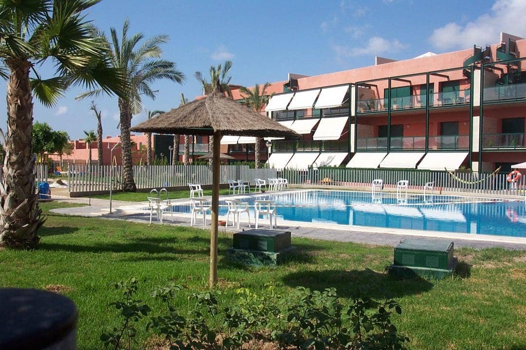 4 soveværelse Rækkehus til salg i Alicante by med swimmingpool garage - € 699.000 (Ref: 9170811)
