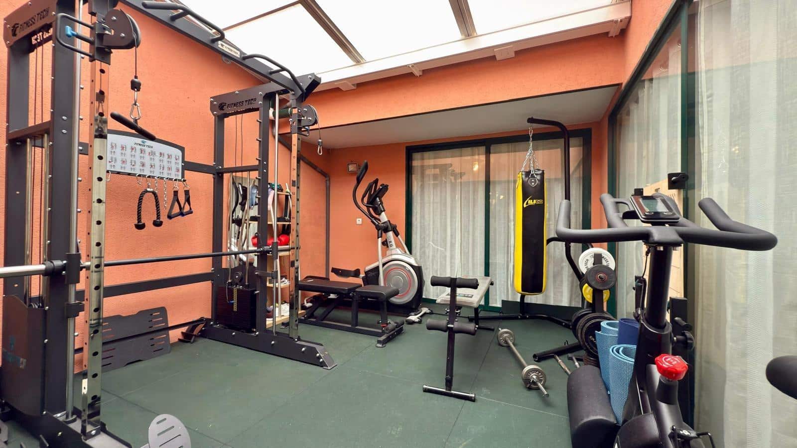 4 soveværelse Rækkehus til salg i Alicante by med swimmingpool garage - € 699.000 (Ref: 9170811)