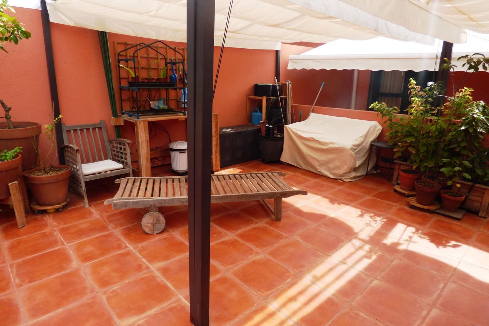 4 soveværelse Rækkehus til salg i Alicante by med swimmingpool garage - € 699.000 (Ref: 9170811)