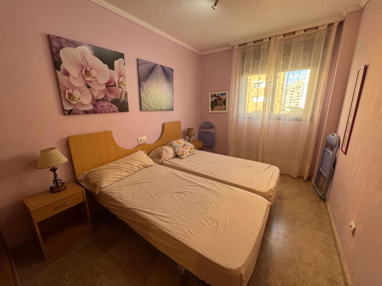 Appartement de 3 chambres à louer à Playa de San Juan avec piscine garage - 1 200 € (Ref: 9185531)