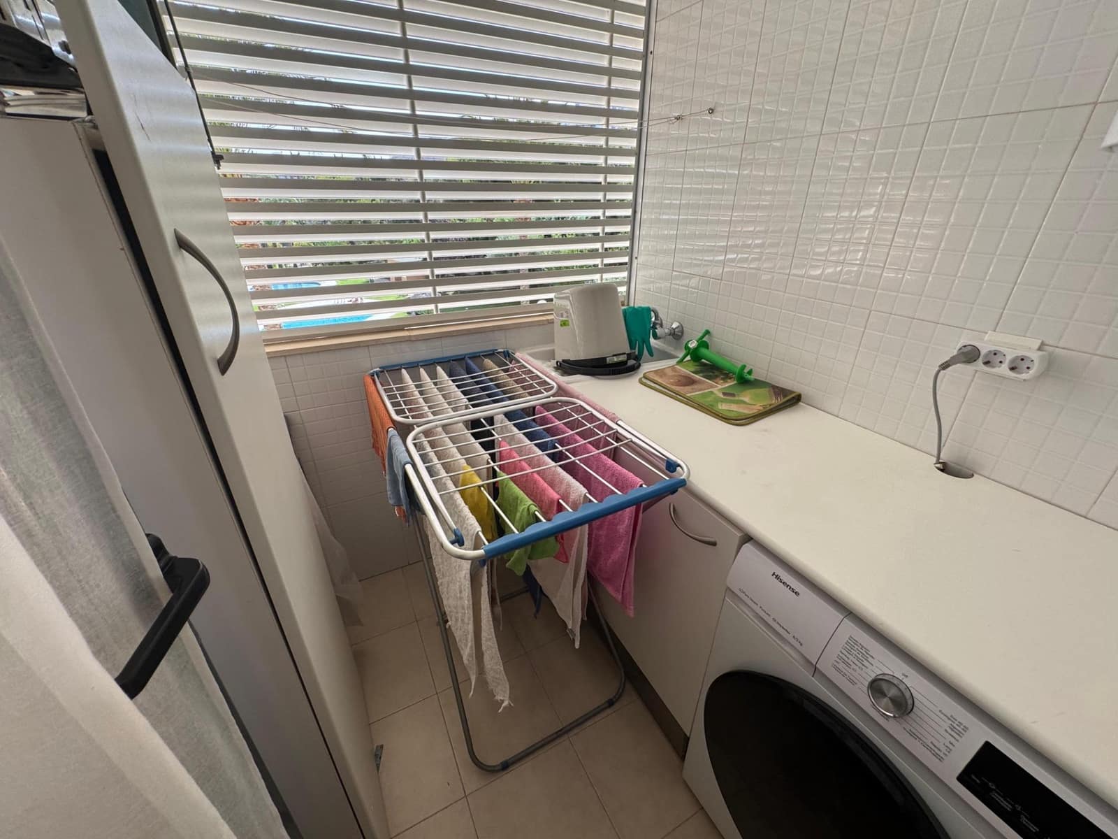 Appartement de 3 chambres à louer à Playa de San Juan avec piscine garage - 1 200 € (Ref: 9185531)