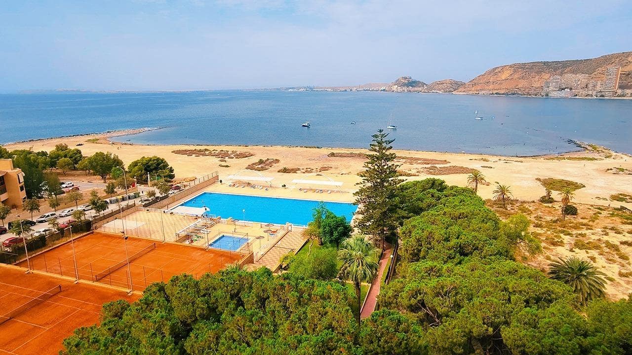 4 soveværelse Lejlighed til salg i Playa de San Juan med swimmingpool garage - € 669.000 (Ref: 9193902)