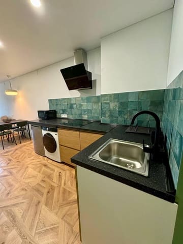 1 bedroom Commercial for sale in Mercado, Alicante / Alacant city - € 130,000 (Ref: 9195685)