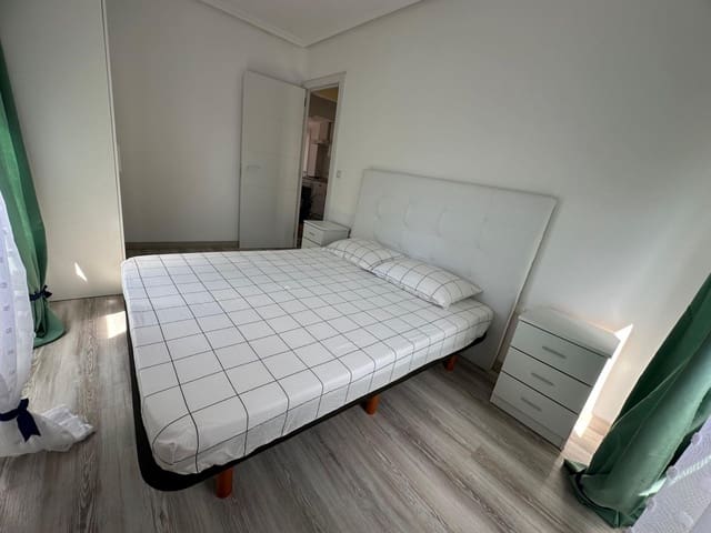 3 makuuhuone Asunto myytävänä paikassa Alicante kaupunki - 149 300 € (Ref: 9202523)