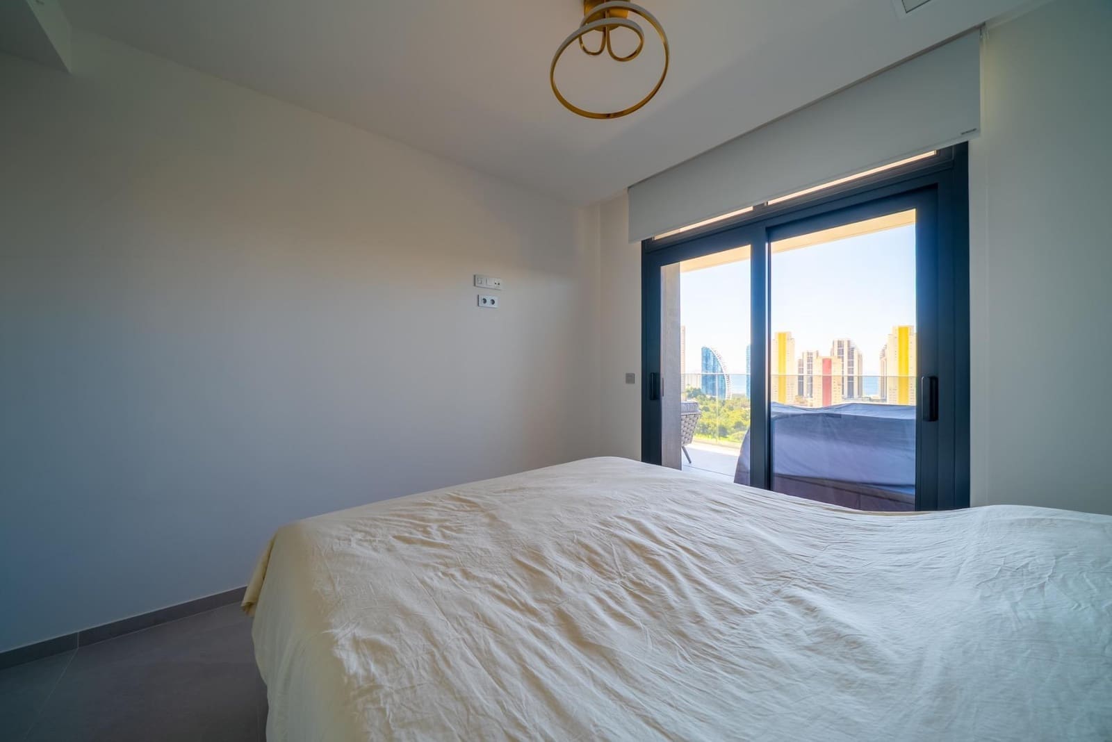 2 camera da letto Appartamento da affittare in Benidorm con piscina - 1.850 € (Rif: 9204695)
