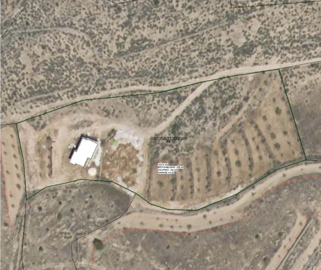 3 bedroom Villa for sale in Pinoso with pool garage - € 389,000 (Ref: 9208411)