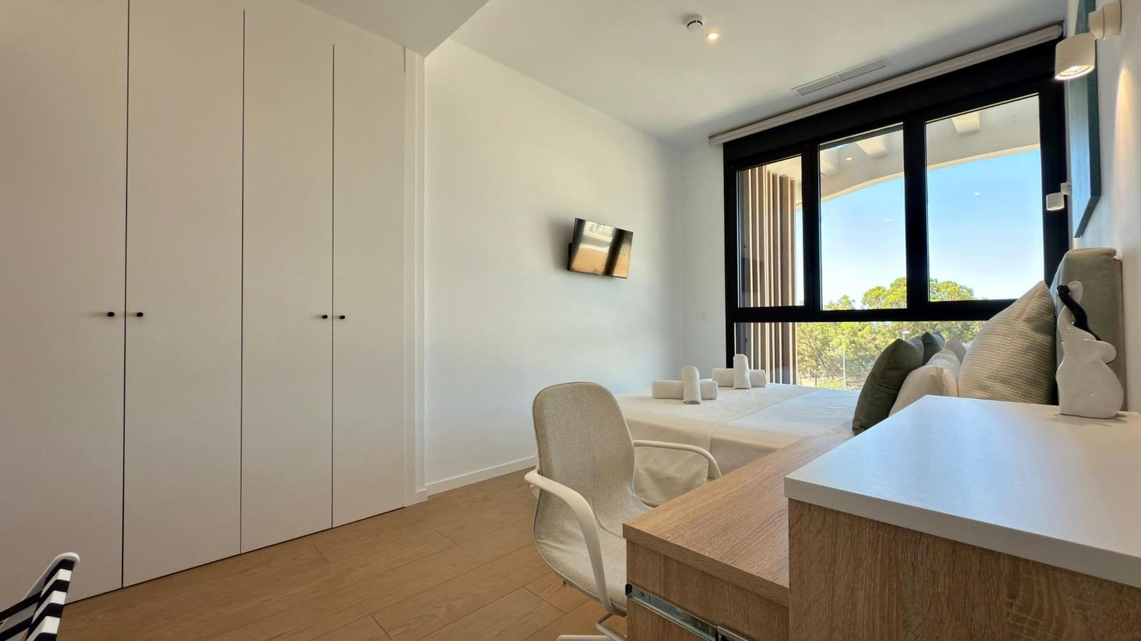 2 bedroom Apartment for sale in La Villajoyosa / Vila Joiosa with pool - € 699,000 (Ref: 9209187)