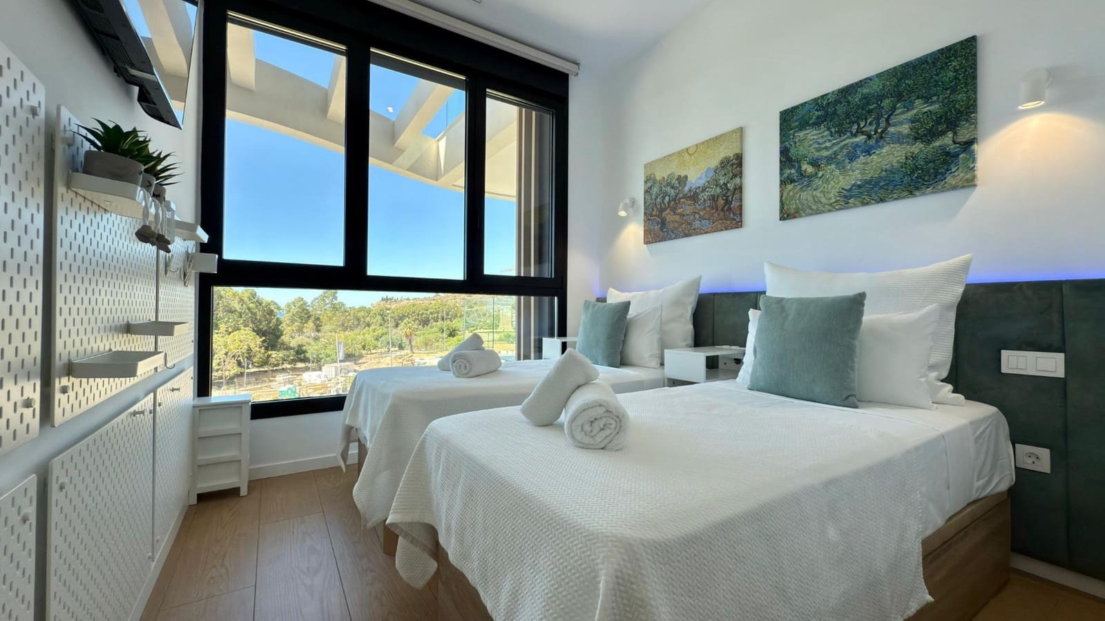 2 bedroom Apartment for sale in La Villajoyosa / Vila Joiosa with pool - € 699,000 (Ref: 9209187)