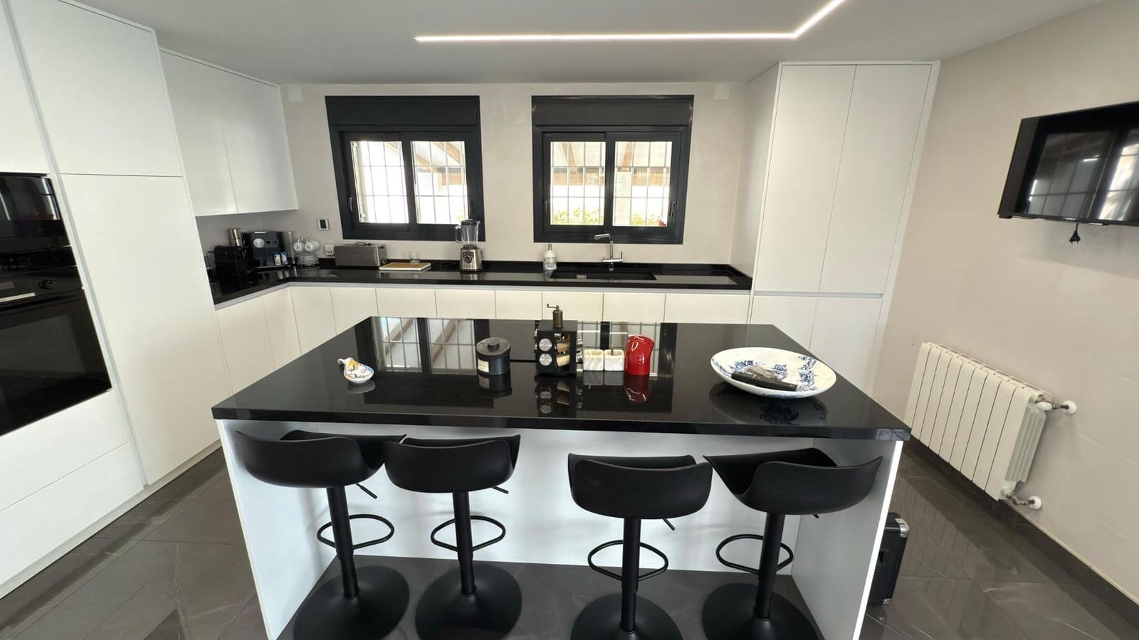 5 soveværelse Villa til salg i San Juan de Alicante / Sant Joan d'Alacant med swimmingpool garage - € 1.365.000 (Ref: 9215177)