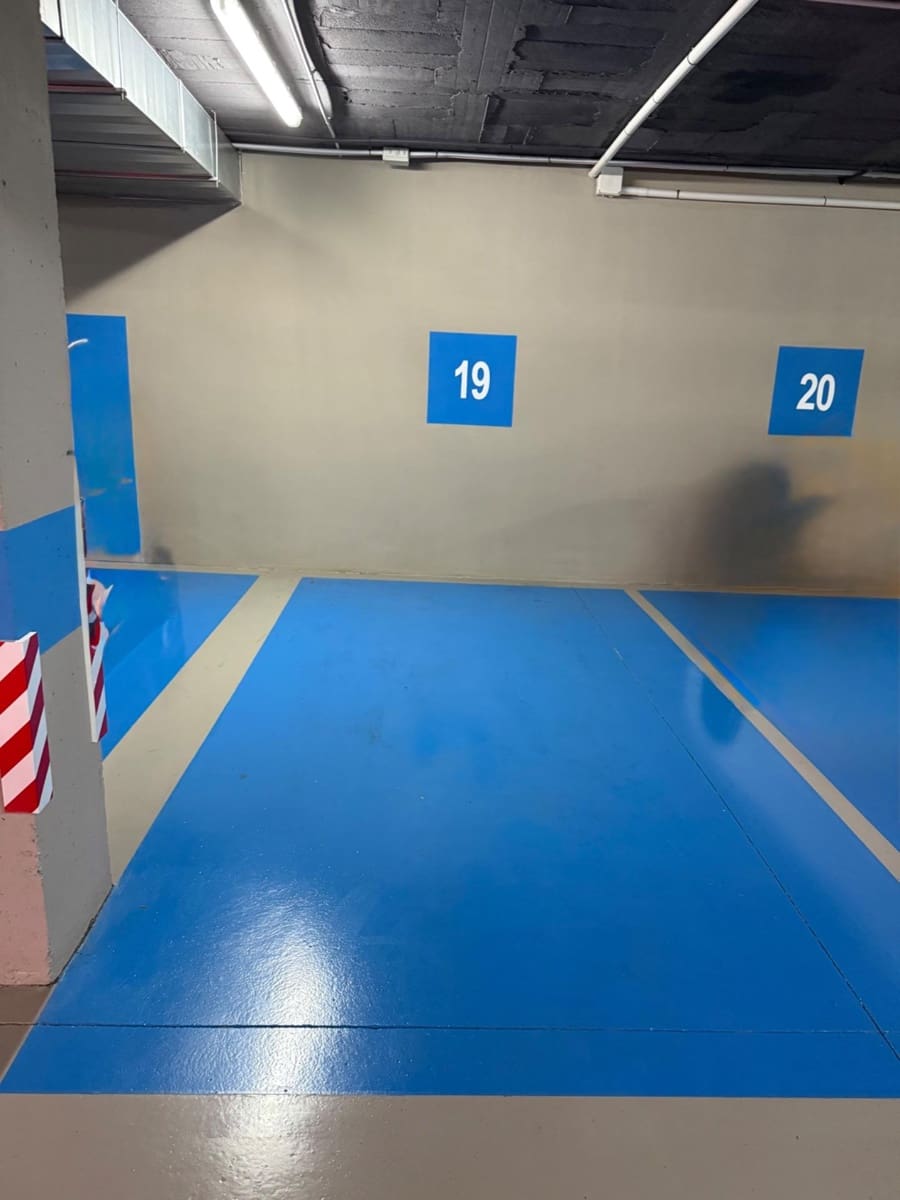 3 soveværelse Lejlighed til leje i Alicante by med swimmingpool - € 2.100 (Ref: 9215178)