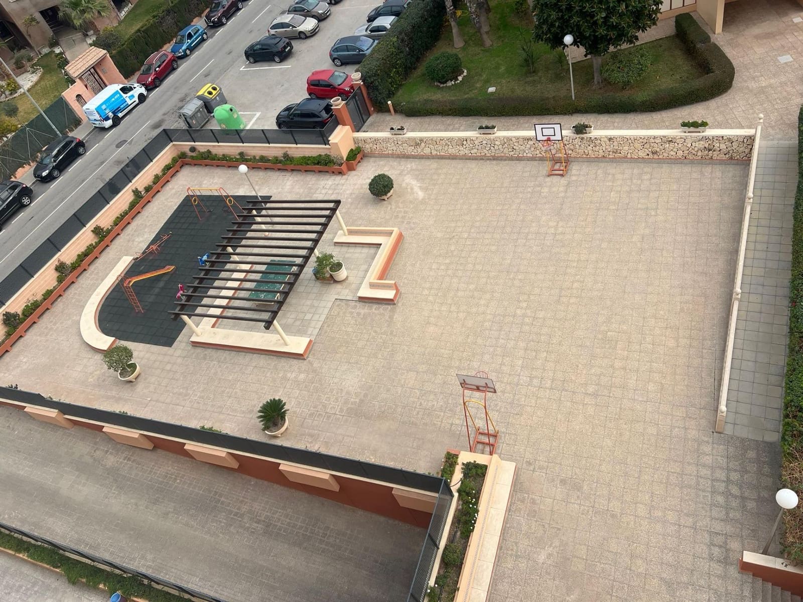 4 soveværelse Lejlighed til salg i Alicante by med swimmingpool garage - € 385.000 (Ref: 9217570)