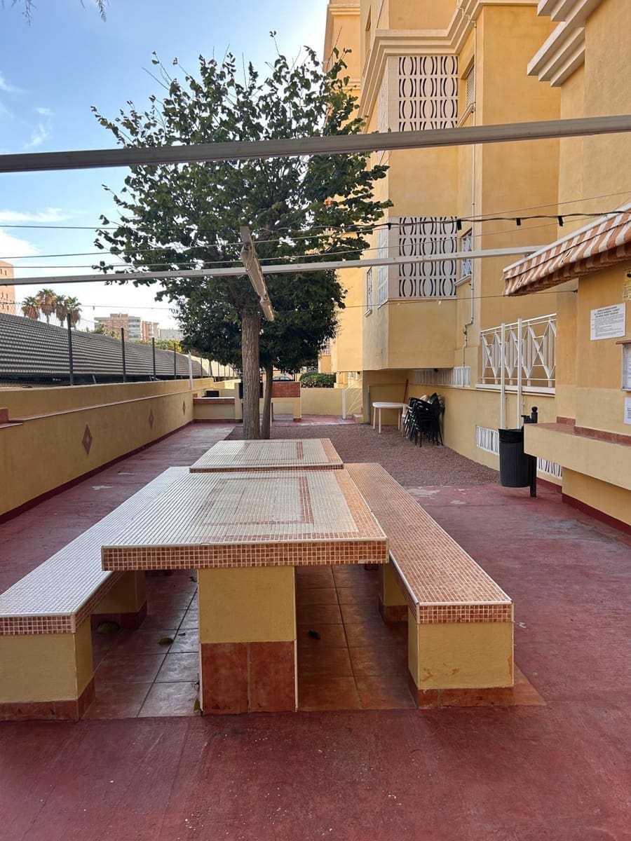 2 makuuhuone Asunto myytävänä paikassa Playa de San Juan mukana uima-altaan - 269 900 € (Ref: 9220099)