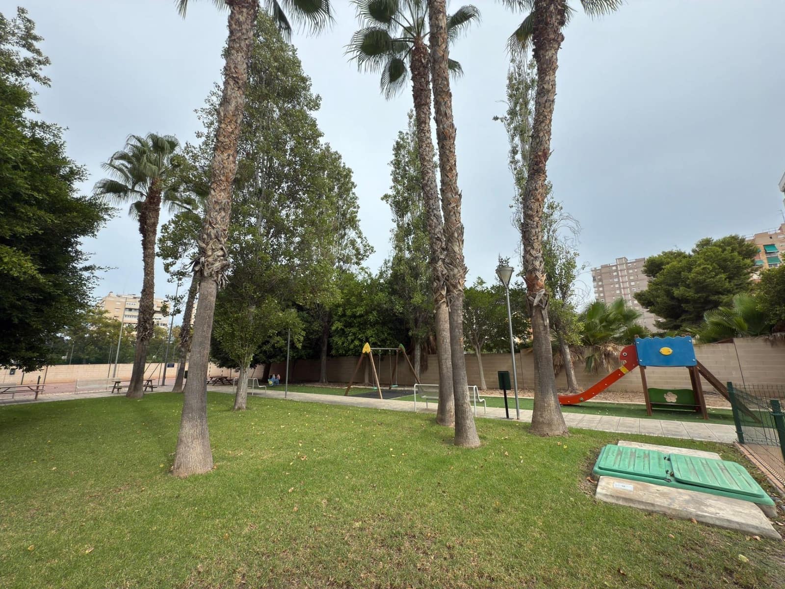 2 soveværelse Lejlighed til leje i Playa de San Juan med swimmingpool - € 1.000 (Ref: 9220103)