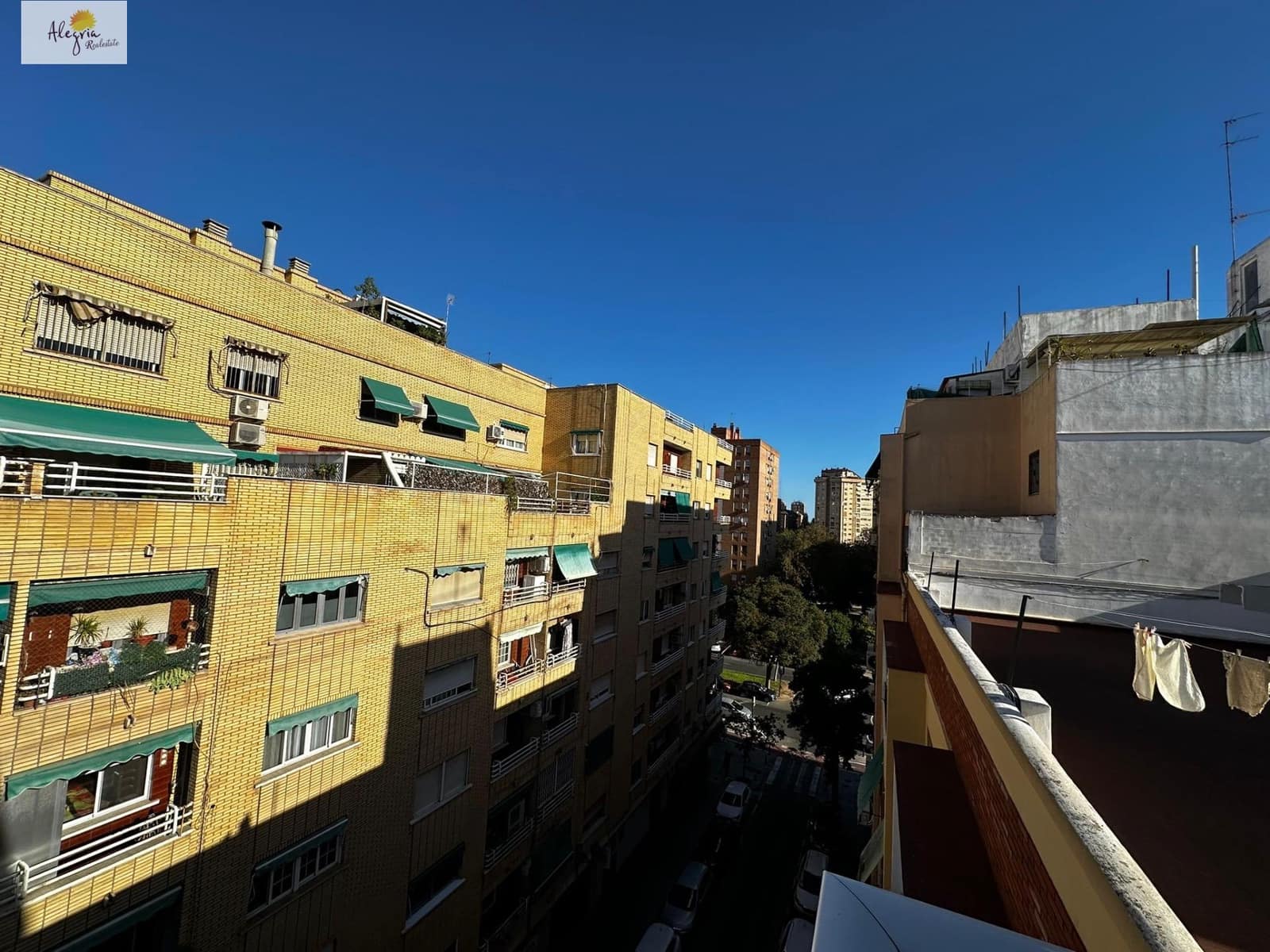 2 quarto Apartamento para arrendar em Valencia cidade - 1 300 € (Ref: 9243084)