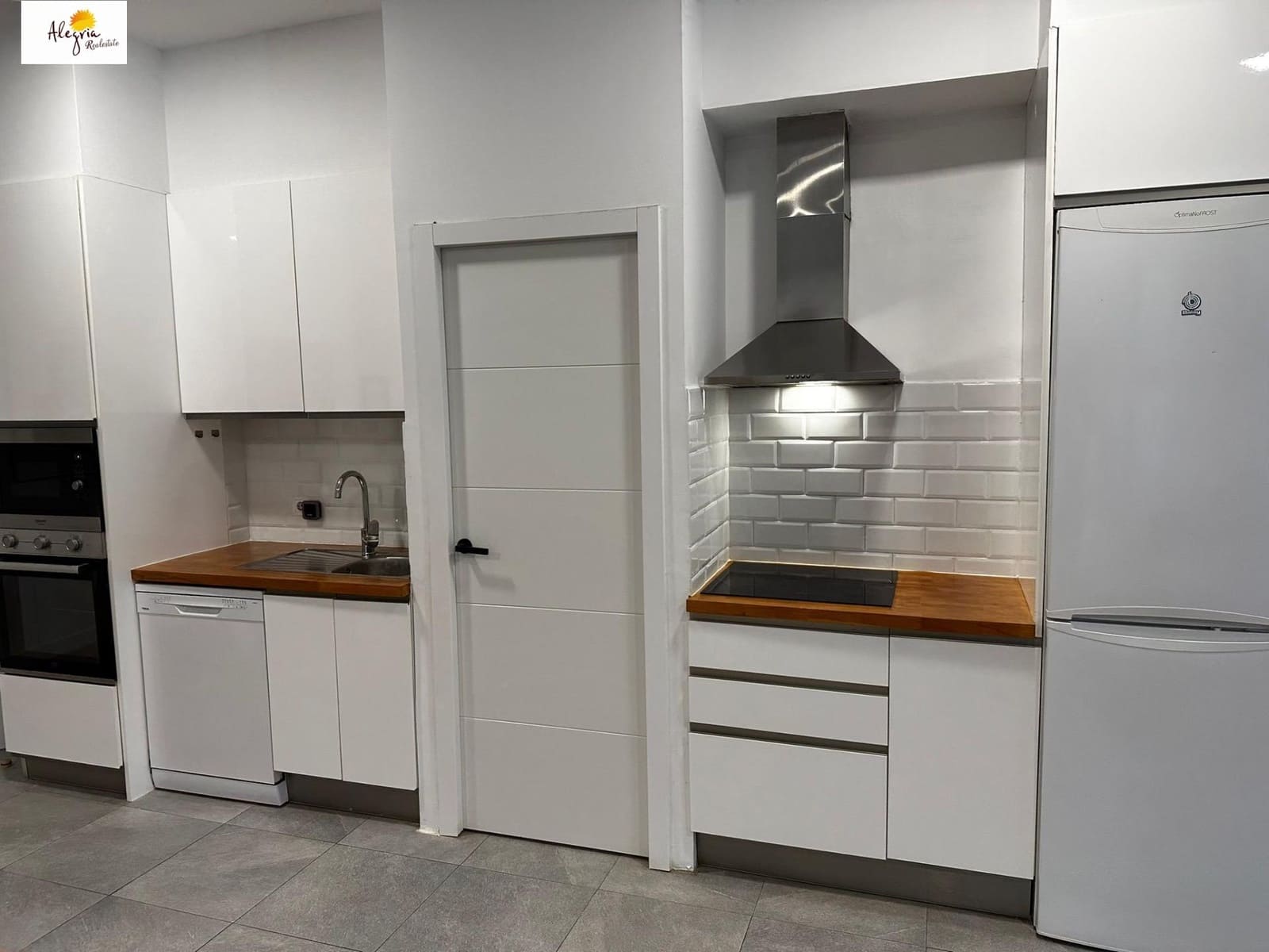 Appartement de 3 chambres à louer à Valence ville - 1 600 € (Ref: 9243085)