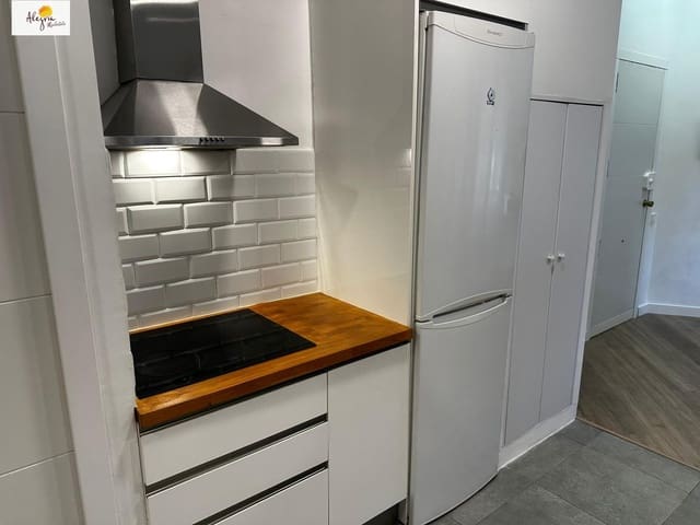 Appartement de 3 chambres à louer à Arrancapins, Valence ville - 1 600 € (Ref: 9243085)