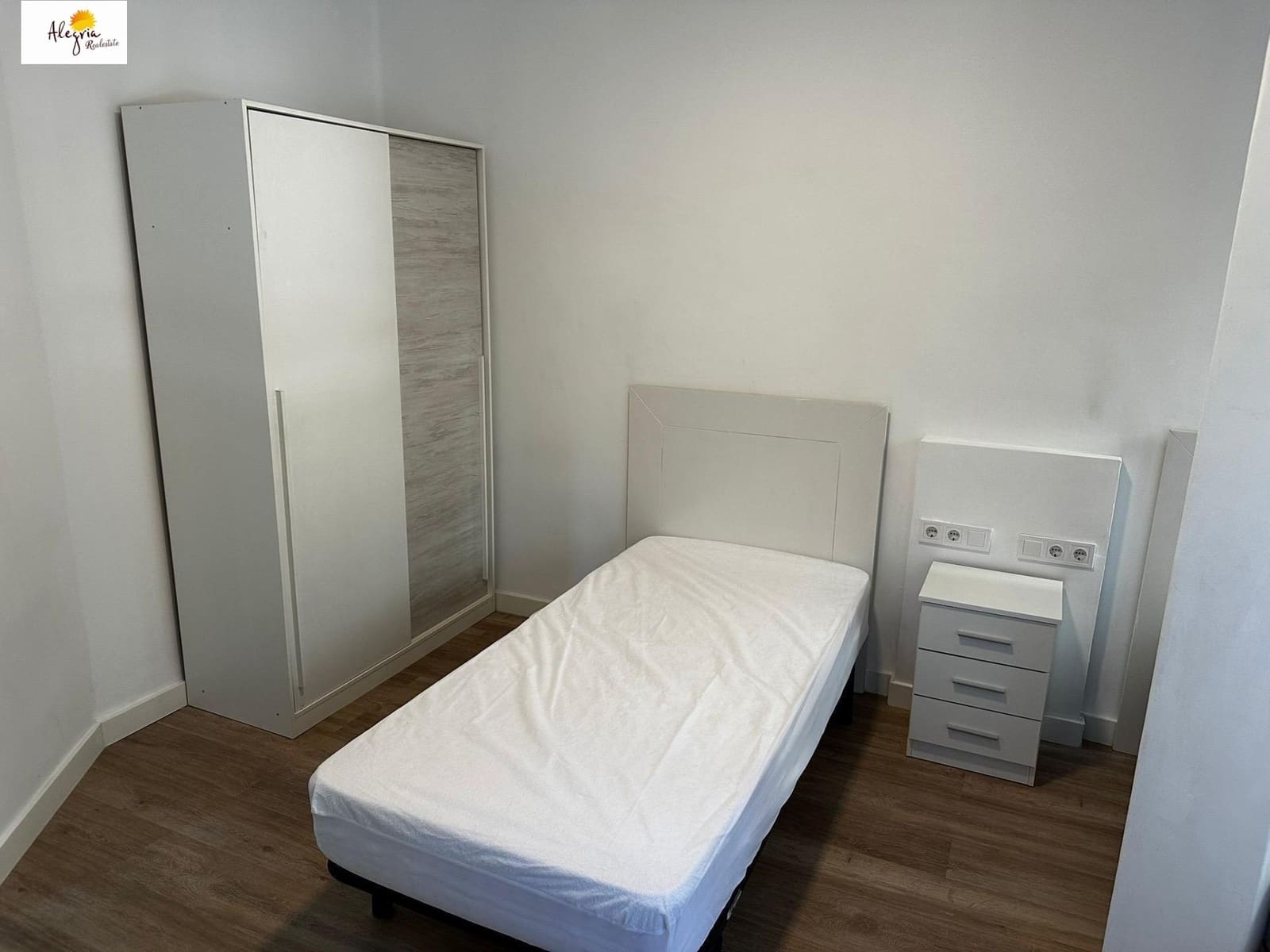 Appartement de 3 chambres à louer à Valence ville - 1 600 € (Ref: 9243085)