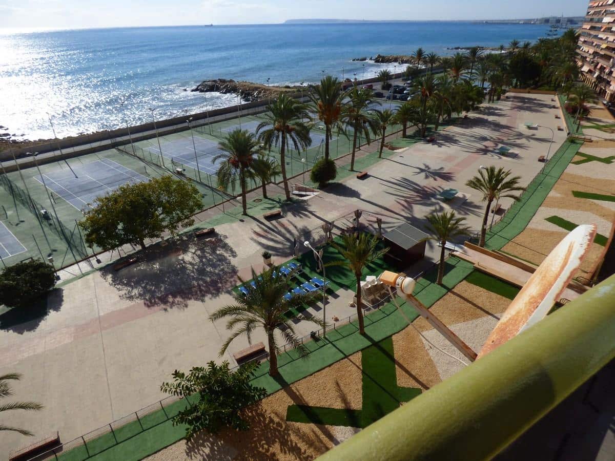 Piso de 2 habitaciones en Alicante / Alacant ciudad en venta con piscina - 299.000 € (Ref: 9243089)