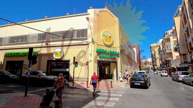 5 sovrum Kommersiell till salu i Alicante stad - 160 000 € (Ref: 9296984)