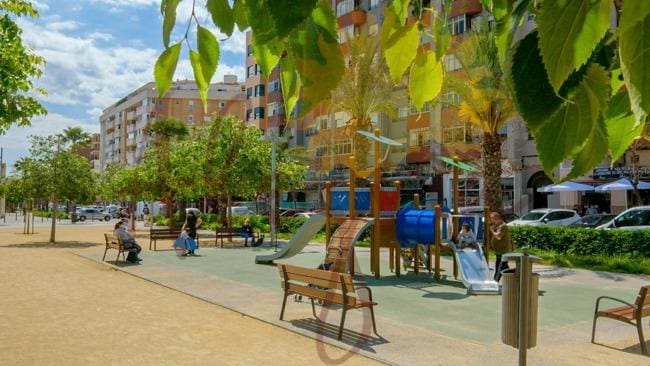 5 sovrum Kommersiell till salu i Alicante stad - 160 000 € (Ref: 9296984)