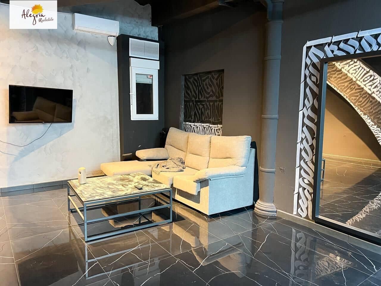 Virksomhed til leje i Valencia by - € 3.500 (Ref: 9301110)